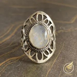 Trending Design 925 Sterling Silver Moon Gemstone Ring for Women Wholesale Cheap Factory Price Silver Jewelry Jewelry