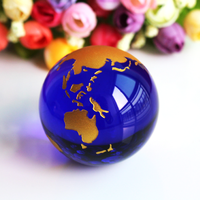 Trophée Globe Terrestre en Verre Cristal Bleu avec Carte Mondiale, Design Unique pour Récompense de Coopération Commerciale