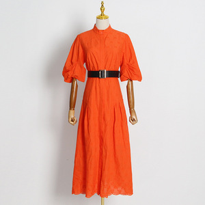 Ropa Por Mayor Retro Court Style Vestido sólido 2022 Otoño Nuevo Stand-up Collar Hollow Manga larga Puff Manga A-line Vestido - Product Image 2