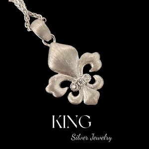 Collar con colgante de flor de lis de King Silver Jewelry, chapado en oro, cadena de plata S925, regalo para mujer, joyería de moda. - Product Image 2