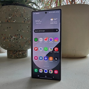 <span class=keywords><strong>Samsung</strong></span> <span class=keywords><strong>Fold</strong></span> 6 Usado en Excelente Estado, Versión Global Original Desbloqueada, Pantalla AMOLED de 7.6 Pulgadas, 50MP, 12GB de RAM, <span class=keywords><strong>5G</strong></span>, Doble SIM, Batería de 4400mAh - Product Image 5
