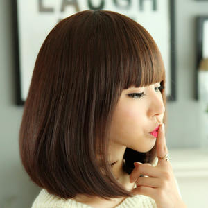 Perruque synthétique <span class=keywords><strong>courte</strong></span> et droite pour <span class=keywords><strong>femme</strong></span>, style bob, mignonne, en fibre, vente en gros du fabricant, supporte la livraison directe - Product Image 2