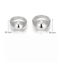 Bague tendance et élégante en acier inoxydable plaqué or 18 carats au design géométrique simple, idéale pour le quotidien et comme cadeau pour femme