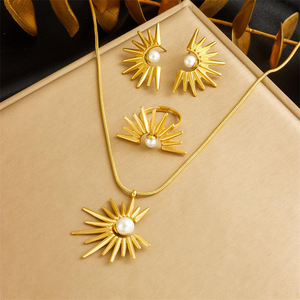 Colgante <span class=keywords><strong>de</strong></span> perla <span class=keywords><strong>de</strong></span> girasol vintage, cadena <span class=keywords><strong>de</strong></span> clavícula, collar <span class=keywords><strong>de</strong></span> <span class=keywords><strong>acero</strong></span> <span class=keywords><strong>inoxidable</strong></span>, pendientes, anillo, conjunto <span class=keywords><strong>de</strong></span> joyería <span class=keywords><strong>de</strong></span> tres piezas para mujer N2409093 - Product Image 1