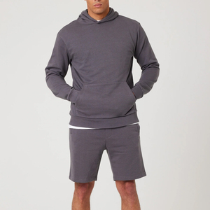 Ensemble sweat à capuche et short à manches longues, style streetwear, avec logo personnalisé, séchage rapide, respirant, couleur unie. - Product Image 1