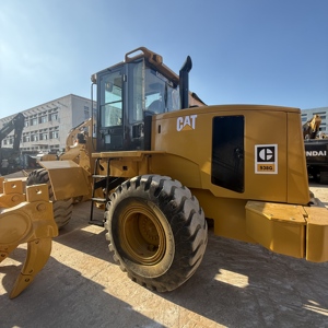 รถตักล้อยาง CAT 938G เครื่องจักรก่อสร้างมือสองสำหรับงานเหมืองและโครงการโครงสร้างพื้นฐาน - Product Image 1