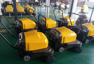 Minguo P100100 इलेक्ट्रिक बैटरी से चलने वाले ब्रश रोड और फ्लोर स्वीपर घर और सड़क उपयोग के पीछे - Product Image 4