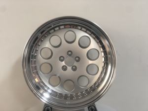 Lèvre Weiya-2441 polie miroir opposée disque central personnalisé 2 pièces roues en alliage forgé roues de course - Product Image 2