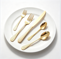 Service de Table Moderne Écologique Royal Gold 5 Pièces en Acier Inoxydable 410 Poli Miroir avec Poignée Gaufrée – Couverts pour Mariage et Hôtellerie
