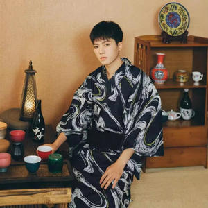 <span class=keywords><strong>Kimono</strong></span> pour hommes de style <span class=keywords><strong>japonais</strong></span> amélioré Samurai <span class=keywords><strong>traditionnel</strong></span> Yukata Vêtements de photographie avec logo avant pour scènes de meurtre de script - Product Image 1