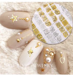 12グリッド箱入り3Dネイルアートチャームラインストーンミックスデザインシルバー & ゴールドカラー合金クロウハートクロス & ダイヤモンドプラネットクリスタル - Product Image 6