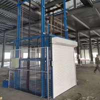 Ascenseur de fret vertical hydraulique avec rail de guidage et chaîne de levage à ciseaux, alimentation CA pour hôtels et construction (mini) Hauteur de levage 3m