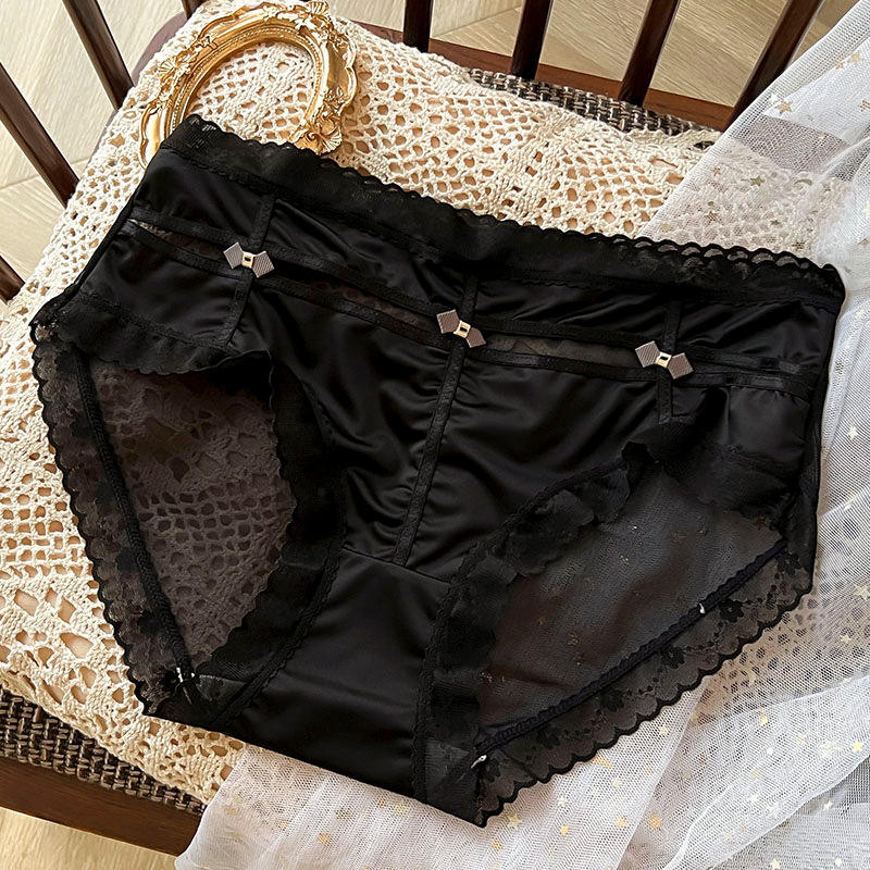 Wholesale Women's Underwear Delicate and Sexy Lace Mesh Triangle Underwear for Women