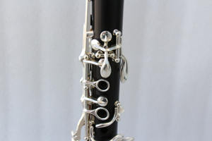 <span class=keywords><strong>Clarinete</strong></span> profesional <span class=keywords><strong>de</strong></span> 17 teclas, <span class=keywords><strong>clarinete</strong></span> negro Bb, <span class=keywords><strong>clarinete</strong></span> <span class=keywords><strong>de</strong></span> cuerpo <span class=keywords><strong>de</strong></span> ébano, <span class=keywords><strong>clarinete</strong></span> plateado - Product Image 3