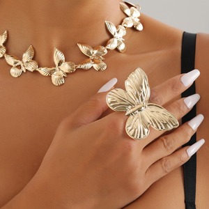 Creative hyperbole métal papillon collier hip-pop punk gland collier ensemble mode jolie fille chaude bijoux ornement décoration - Product Image 5