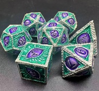 Juego de Dados Poliédricos de Metal con Diseño de Ojo de Dragón en Bloques de Color Vibrantes para Juegos de Mesa