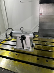 Centro de Mecanizado Vertical VMC1160 con Cuerpo de Hierro Fundido para Producción en Lotes de Piezas de Aluminio para Comunicaciones - Product Image 4