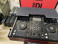 Flight Case Personnalisable pour Pioneer XDJ RX2 RX3 en Alliage d'Aluminium avec Éponge EVA Intégrée, pour Table de Mixage DJ et Contrôleur DJ
