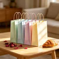 Sacs en papier kraft écologiques personnalisés avec poignées torsadées pour boulangerie, gâteaux, desserts, pizzas et emballages cadeaux laitiers – Vente en gros directe usine