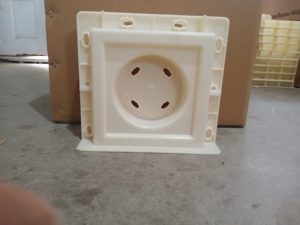 2025 New Breeze Block Mold Design Factory Venta al por mayor Molde de plástico para construcción de villas tamaño 20*20*10cm - Product Image 3