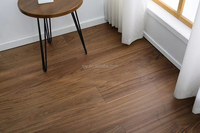 Parquet préfini résistant à l'abrasion en noyer noir Chevron Plancher en bois d'ingénierie mat. Planchers en bois à chevrons lisses