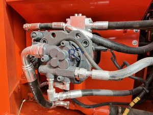 Excavatrice sur chenilles Doosan DX140 de fabrication coréenne, haute qualité, prix bas, excellent état, moteur, boîte de vitesses, pompe - Prix inférieur - Product Image 6