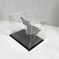 Casquette personnalisée, casque, voiture, avion, prototype de vitrine moulée sous pression, vitrine transparente avec base noire, vitrines d'exposition pour passe-temps