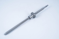 Vis à billes rectifiée de haute précision Kav SFS1205 SFS1620 SFS2020 SFS2525 SFS3220 pour machines CNC, roulement en acier de grade C7/C5, longue portée