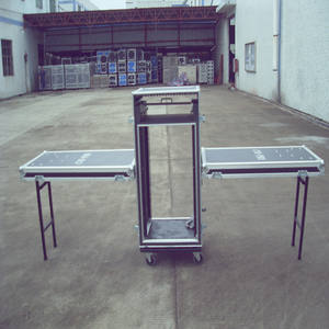 Équipement de montage pour amplificateur de moteur, coffre de vol avec deux côtés - Product Image 1