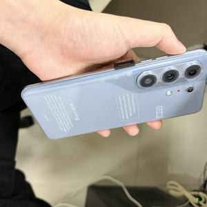 Teléfono Móvil Camon 50 Pro 5G, Helio G200 Ultimate Deca Core, 16GB RAM, 1TB ROM, Pantalla AMOLED Ultra Brillante, Desbloqueo Facial - Product Image 1