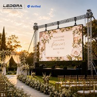Écran LED de location LEDORA P3.91 pour scène de concert en extérieur 500x1000mm Garantie 5 ans Étanche IP65 pour festival de musique