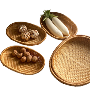 Panier de rangement ovale en bambou tressé à la main, plateau à fruits tissé, organisateur multifonction écologique pour le rangement des aliments dans la cuisine - Product Image 1