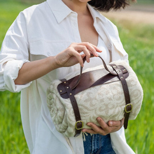 Correas de sujeción personalizadas para colchonetas de camping al aire libre, venta al por mayor de fábrica, correas de sujeción para paños de picnic, correas para colchonetas de fitness, ejercicio y yoga de PU - Product Image 4