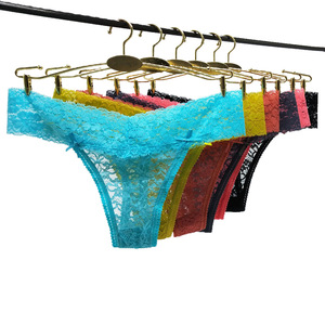 Tanga Sexy in Pizzo Rosso e Blu Misto, Perizoma per Donne - Product Image 4