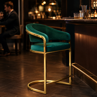 Chaises de bar modernes de luxe avec cadre en acier inoxydable doré et revêtement en cuir PU gris pour cuisine
