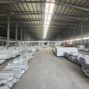 قوالب حديثة من سبيكة الألومنيوم للخرسانة الجاهزة: قوالب سلالم وجدران لمشاريع البناء والمجمعات التجارية - Product Image 6