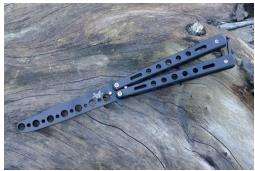 มีดสีดำ