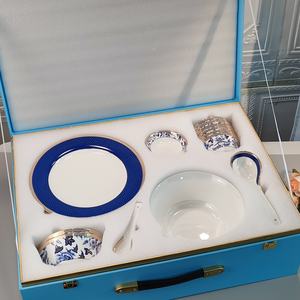 Juego de Platos de Porcelana Azul y Blanca de Lujo, Vajilla de Cerámica Fina para Bodas, Hogar, Cafetería, Restaurante, Estilo Occidental Clásico - Product Image 2