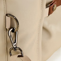 Sac de transport pour animaux de compagnie, OEM ODM personnalisé, luxueux, imperméable, respirant, durable, pour chien et chat, pour les voyages en voiture