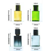 Botol Diffuser Reed Ramah Lingkungan dari Kaca Berwarna Jernih 120ml 140ml 180ml Silinder dengan Ukiran Frost