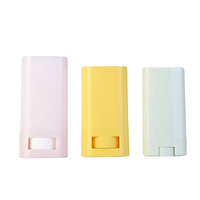 Tube de parfum solide en plastique PP personnalisé 20g 30g pour emballage cosmétique, déodorant et baume corporel, avec mécanisme rotatif