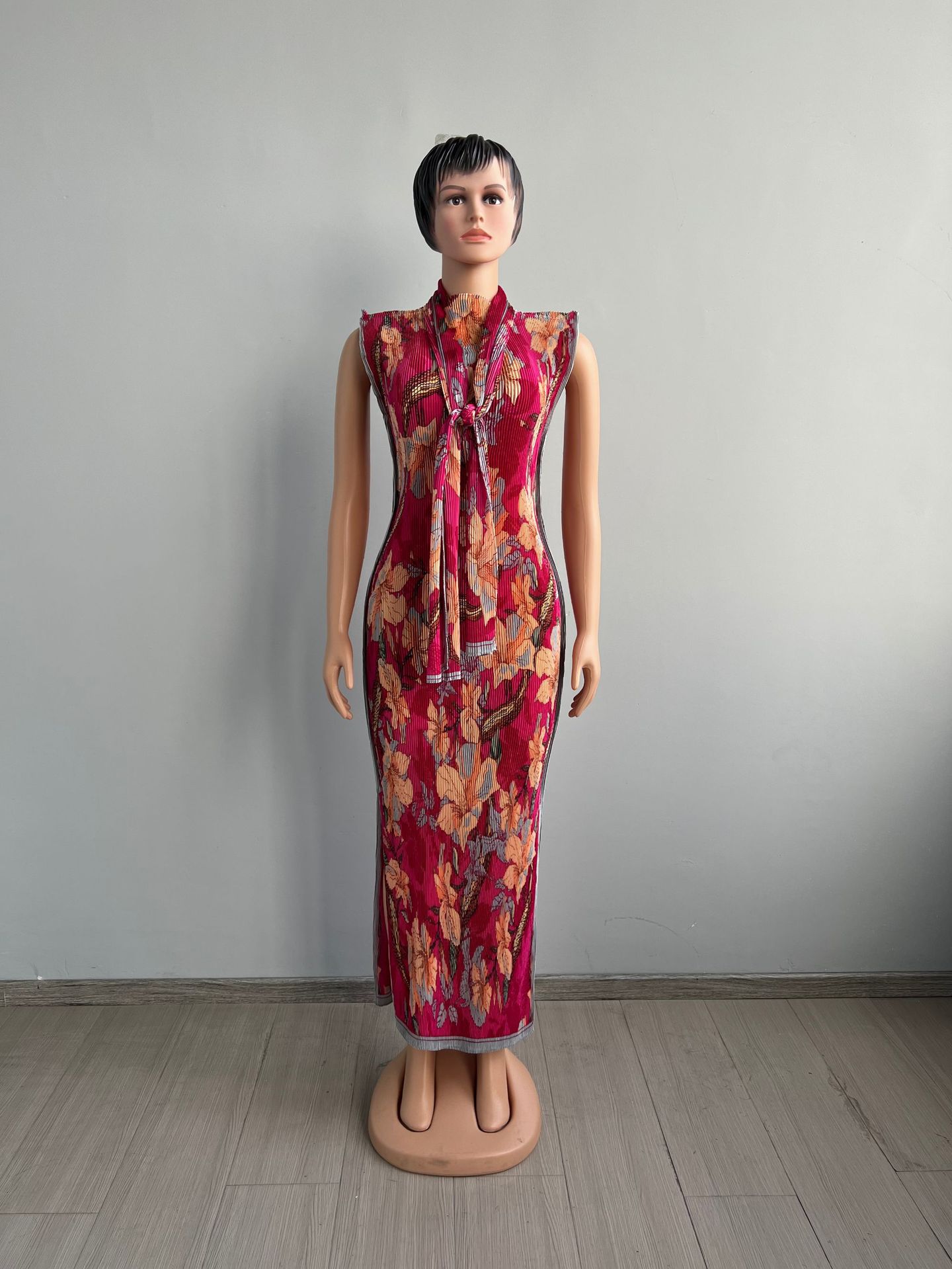 Pleated dress 74