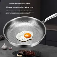 Poêle à fond plat en alliage de titane non revêtu Cooker King avec motif martelé, idéale pour une cuisine saine