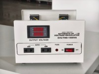 Régulateur de tension servo-moteur monophasé en cuivre SVC TND AVR 1,5 kVA 140 V-260 V vers 220 V pour réfrigérateur industriel