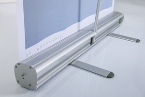 Banner <span class=keywords><strong>Roll</strong></span>-<span class=keywords><strong>up</strong></span> Personalizzabile 85x200 a Prezzo di Fabbrica, Basso MOQ, Portatile, per Esposizioni e Pubblicità - Product Image 5