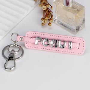 Porte-clés DIY en cuir de veau avec lettre, moderne, simple, rectangulaire, pour couple, pendentif pour téléphone portable ou petit sac - Product Image 3