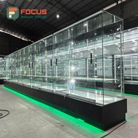 Vitrine de présentation en verre de grande taille avec éclairage LED intégré, unité de comptoir, étagères personnalisées pour magasin de détail, étanches et écologiques