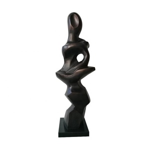 Scultura in Metallo Nero Astratto Personalizzata su Misura, Grande e Intrecciata, con Texture di Lusso per Mockup di Case e Ville - Product Image 1