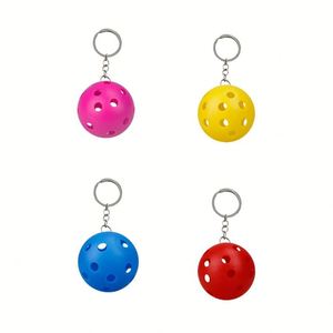 Vente en gros de mini balles de pickleball colorées à trous, porte-clés pour porte-clés, étiquettes de bagages, sacs de sport et porte-clés en forme de balle - Product Image 1