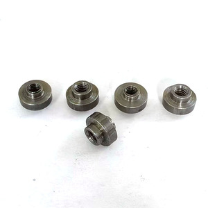 น็อตหัวกลมแบบขั้นบันได ขนาด 1 เมตร M6 เมตริก สีดำออกไซด์ ระดับ 4.8 DIN1587 - Product Image 2